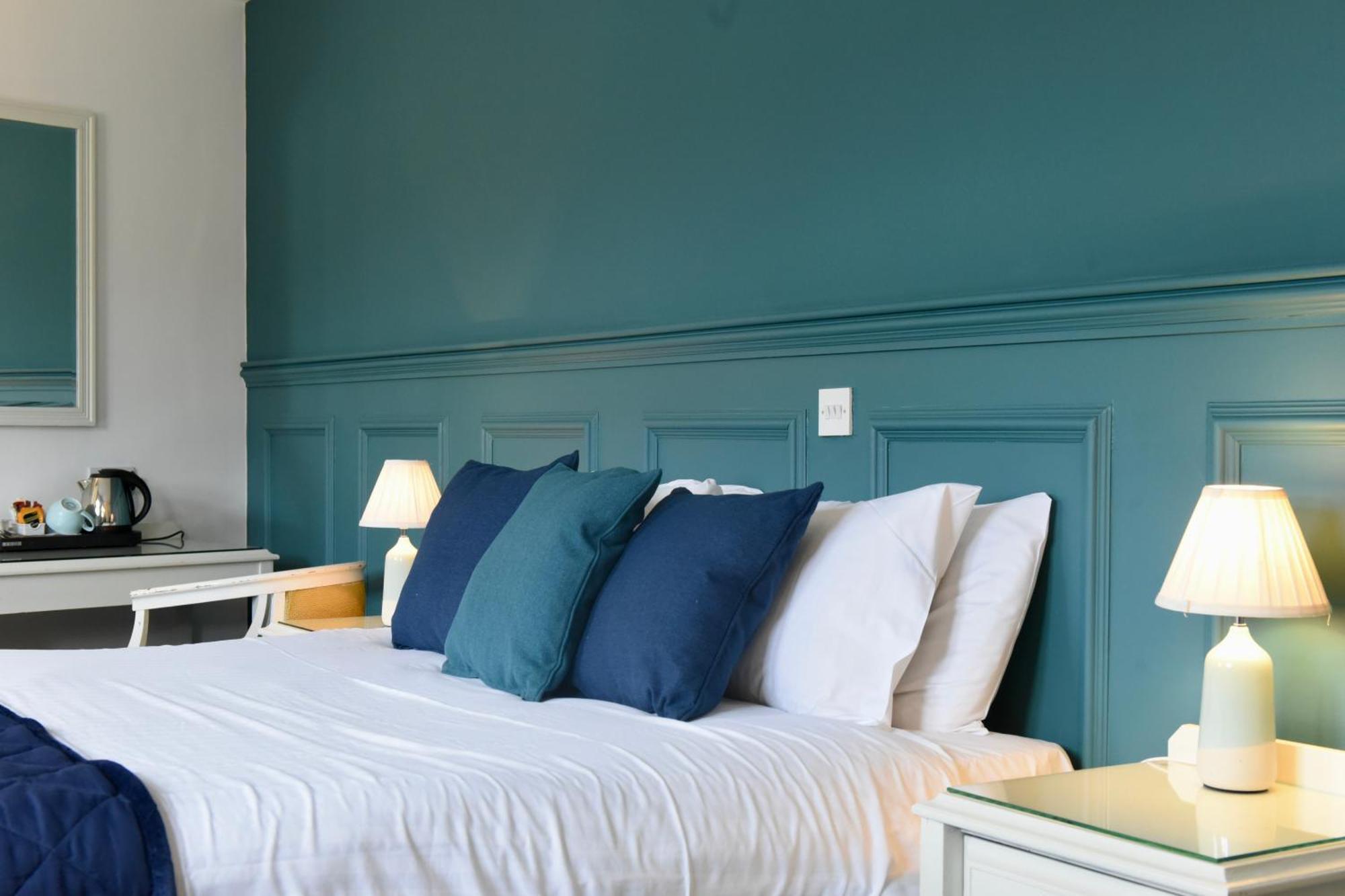 The Lough & Quay Accommodation Town Centre Warrenpoint Esterno foto