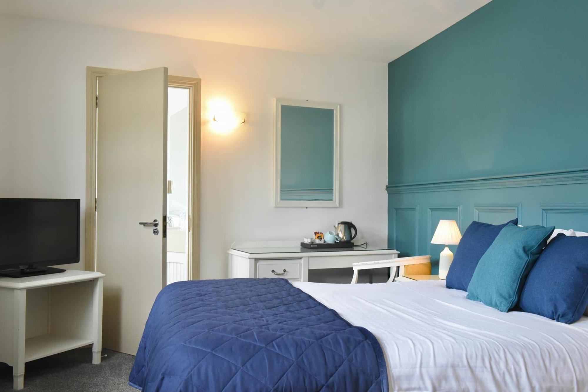 The Lough & Quay Accommodation Town Centre Warrenpoint Esterno foto