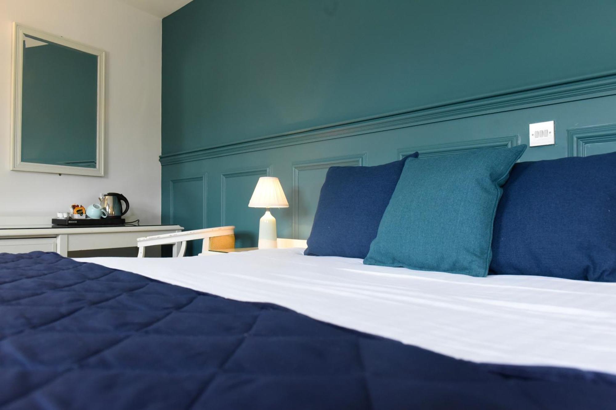 The Lough & Quay Accommodation Town Centre Warrenpoint Esterno foto