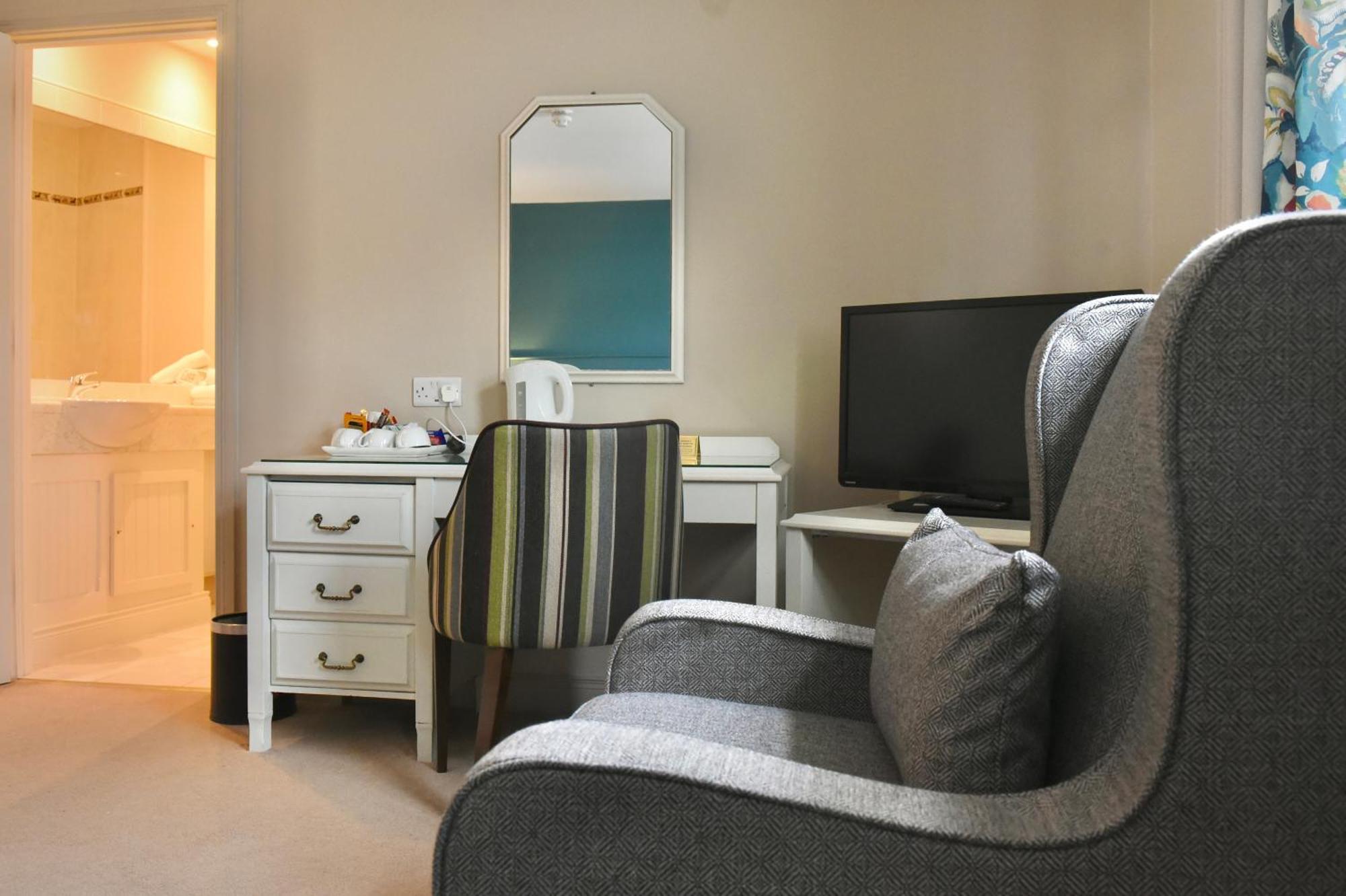 The Lough & Quay Accommodation Town Centre Warrenpoint Esterno foto