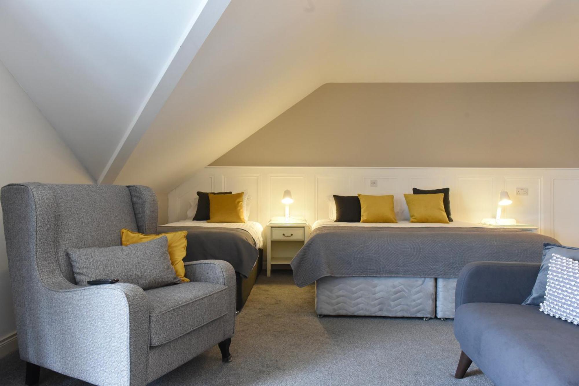 The Lough & Quay Accommodation Town Centre Warrenpoint Esterno foto
