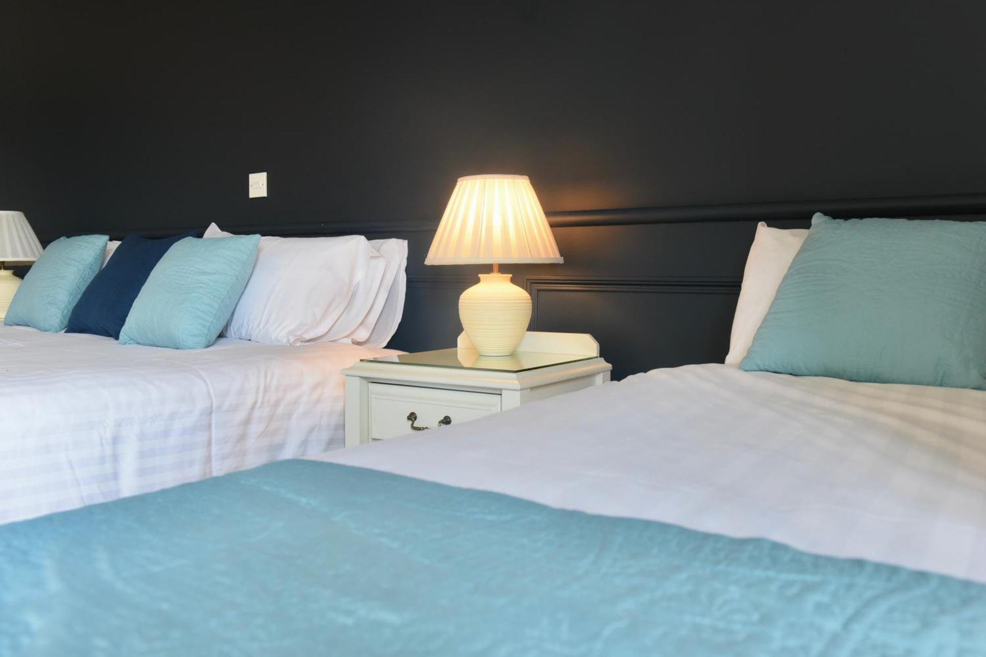 The Lough & Quay Accommodation Town Centre Warrenpoint Esterno foto