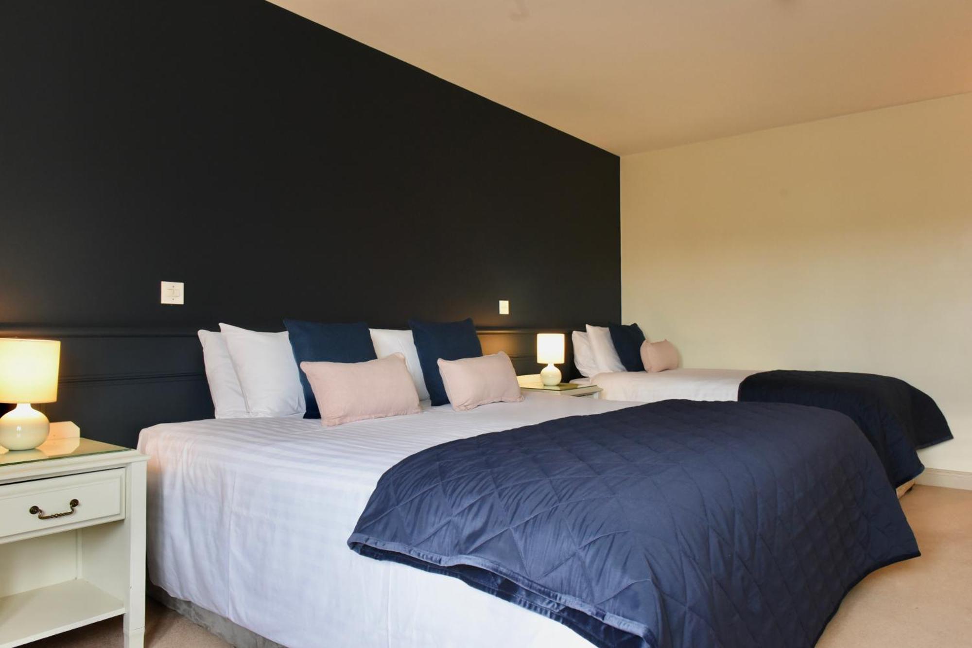The Lough & Quay Accommodation Town Centre Warrenpoint Esterno foto