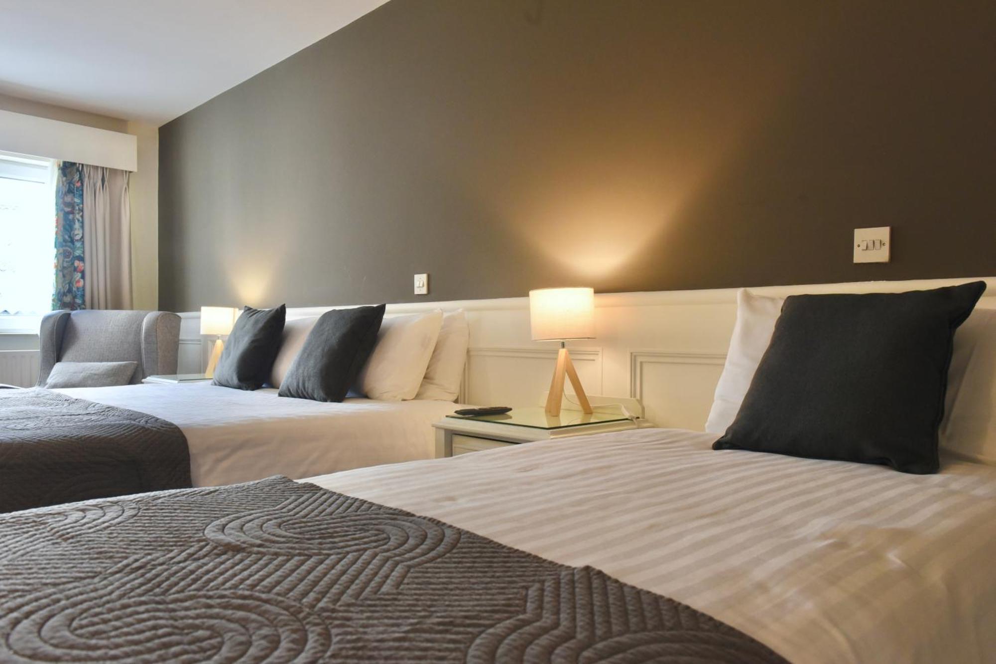 The Lough & Quay Accommodation Town Centre Warrenpoint Esterno foto