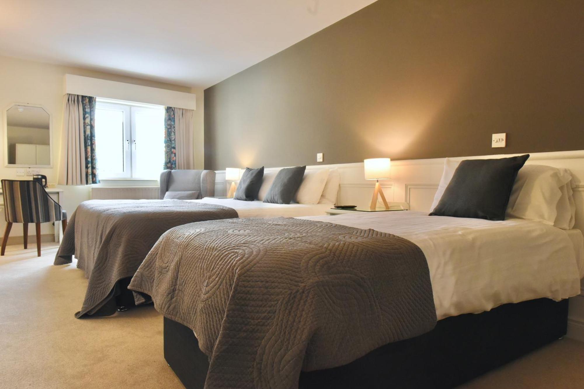 The Lough & Quay Accommodation Town Centre Warrenpoint Esterno foto