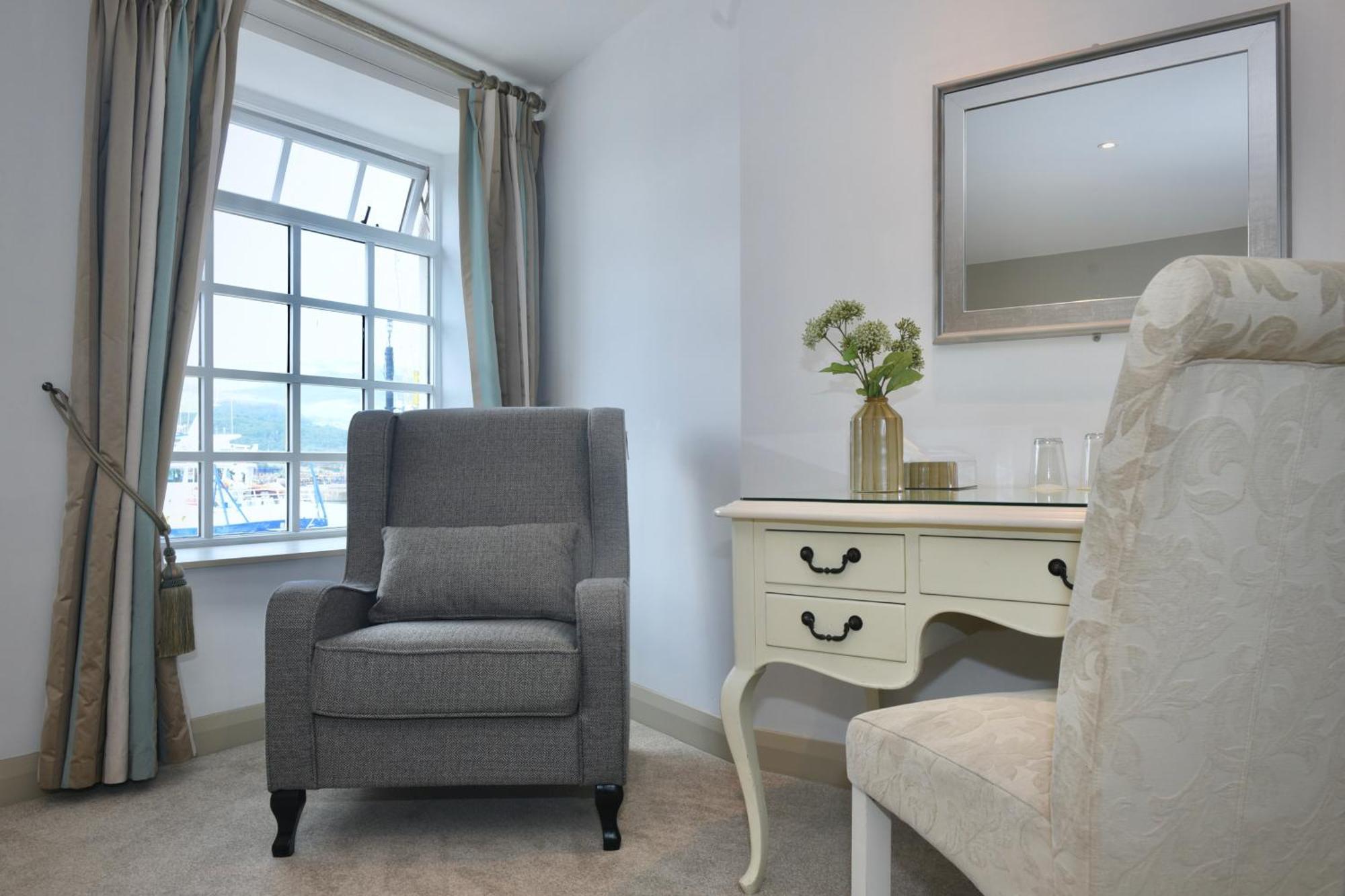 The Lough & Quay Accommodation Town Centre Warrenpoint Esterno foto